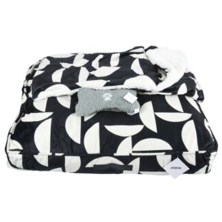 Pet Bed White/Black Patterns W/Toy & Blanket Med 26 In