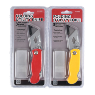 Knife Foldable W/ Extra 3 Blades